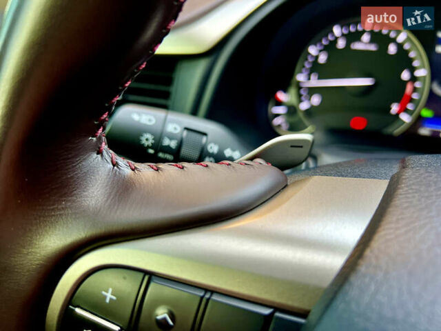 Белый Лексус РХ, объемом двигателя 3.46 л и пробегом 49 тыс. км за 57500 $, фото 47 на Automoto.ua