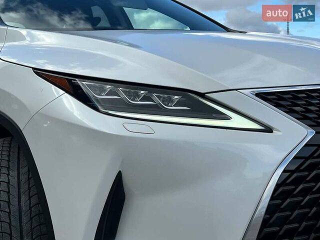 Лексус РХ 2021 в Львове на Automoto.ua Белый Лексус РХ, объемом двигателя 2 л и пробегом 104 тыс. км за 42290 $, фото 12 на Automoto.ua