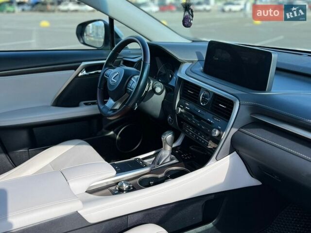 Белый Лексус РХ, объемом двигателя 3.5 л и пробегом 45 тыс. км за 44900 $, фото 9 на Automoto.ua