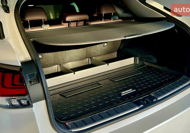 Белый Лексус РХ, объемом двигателя 3.46 л и пробегом 49 тыс. км за 57500 $, фото 58 на Automoto.ua