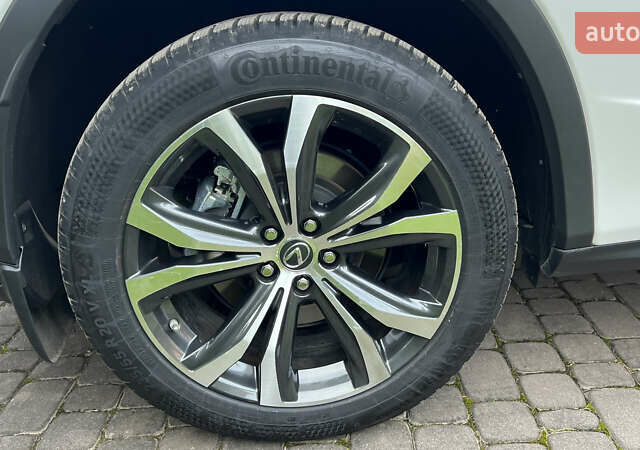 Белый Лексус РХ, объемом двигателя 3.46 л и пробегом 49 тыс. км за 57500 $, фото 20 на Automoto.ua