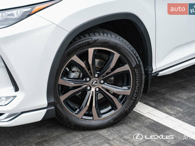 Белый Лексус РХ, объемом двигателя 3.46 л и пробегом 66 тыс. км за 50700 $, фото 10 на Automoto.ua