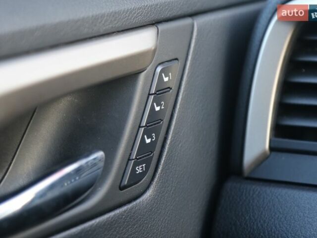 Белый Лексус РХ, объемом двигателя 3.46 л и пробегом 146 тыс. км за 53500 $, фото 30 на Automoto.ua