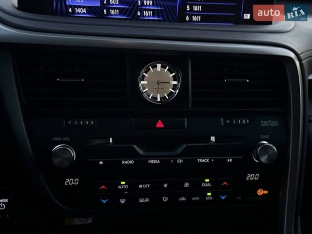 Белый Лексус РХ, объемом двигателя 3.46 л и пробегом 61 тыс. км за 57500 $, фото 34 на Automoto.ua