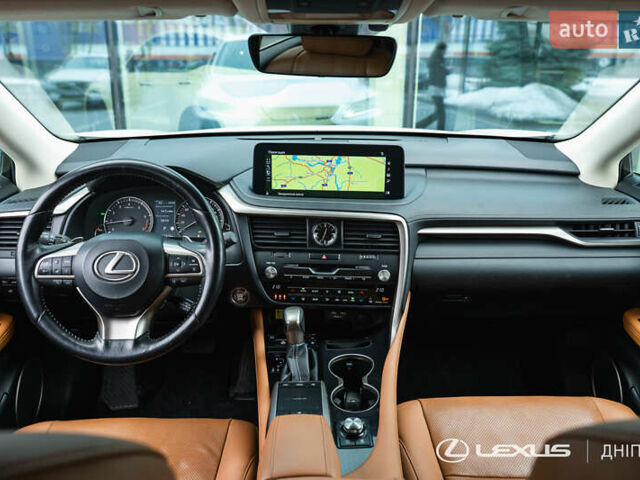 Белый Лексус РХ, объемом двигателя 3.46 л и пробегом 66 тыс. км за 50700 $, фото 13 на Automoto.ua