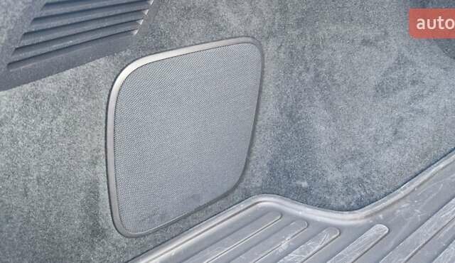 Білий Лексус РХ, об'ємом двигуна 3.46 л та пробігом 137 тис. км за 54000 $, фото 34 на Automoto.ua