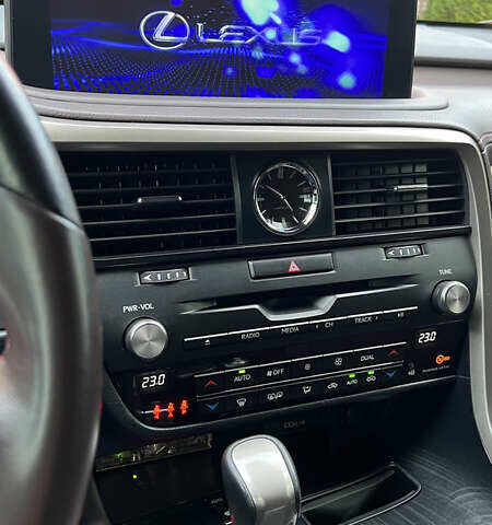 Белый Лексус РХ, объемом двигателя 3.46 л и пробегом 49 тыс. км за 57500 $, фото 41 на Automoto.ua