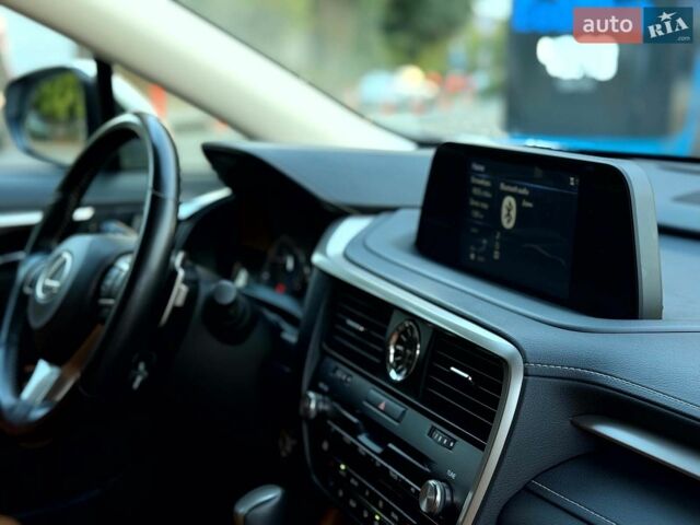 Білий Лексус РХ, об'ємом двигуна 2 л та пробігом 87 тис. км за 35990 $, фото 13 на Automoto.ua
