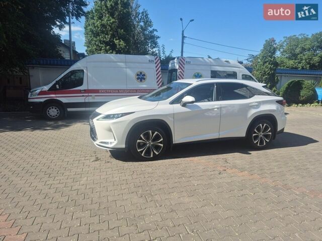 Білий Лексус РХ, об'ємом двигуна 2 л та пробігом 36 тис. км за 50999 $, фото 1 на Automoto.ua