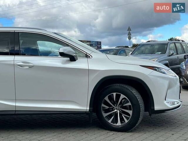 Лексус РХ 2021 в Львове на Automoto.ua Белый Лексус РХ, объемом двигателя 2 л и пробегом 104 тыс. км за 42290 $, фото 10 на Automoto.ua