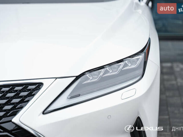 Белый Лексус РХ, объемом двигателя 3.46 л и пробегом 66 тыс. км за 50700 $, фото 1 на Automoto.ua