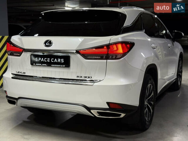 Білий Лексус РХ, об'ємом двигуна 2 л та пробігом 69 тис. км за 45700 $, фото 12 на Automoto.ua