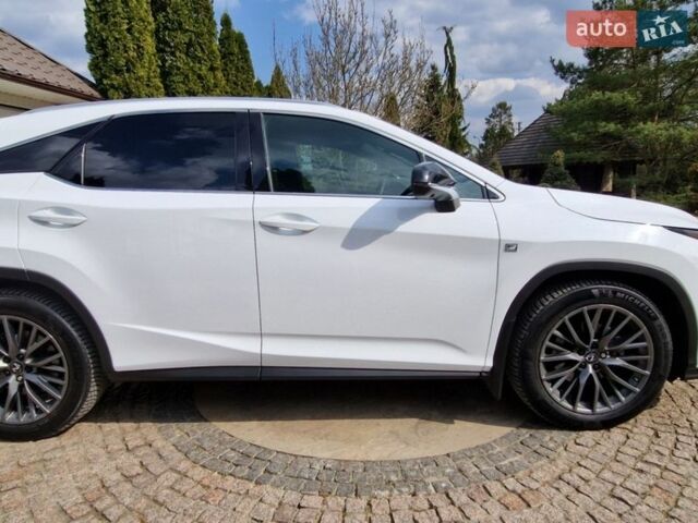 Белый Лексус РХ, объемом двигателя 3.46 л и пробегом 142 тыс. км за 52500 $, фото 3 на Automoto.ua