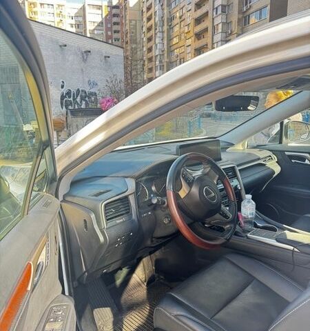 Білий Лексус РХ, об'ємом двигуна 3.46 л та пробігом 146 тис. км за 53000 $, фото 6 на Automoto.ua