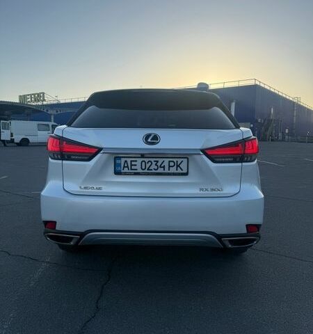 Белый Лексус РХ, объемом двигателя 2 л и пробегом 65 тыс. км за 49990 $, фото 4 на Automoto.ua