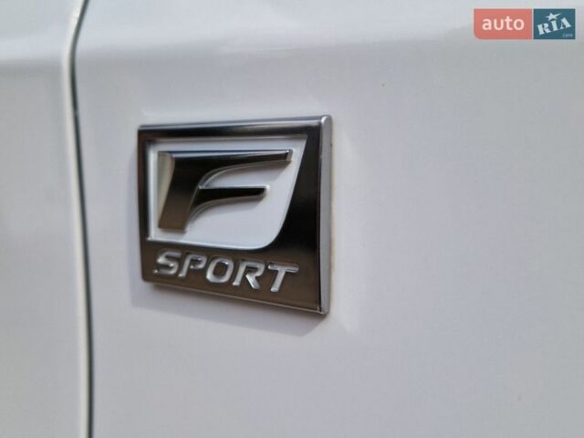 Белый Лексус РХ, объемом двигателя 3.46 л и пробегом 142 тыс. км за 52500 $, фото 12 на Automoto.ua