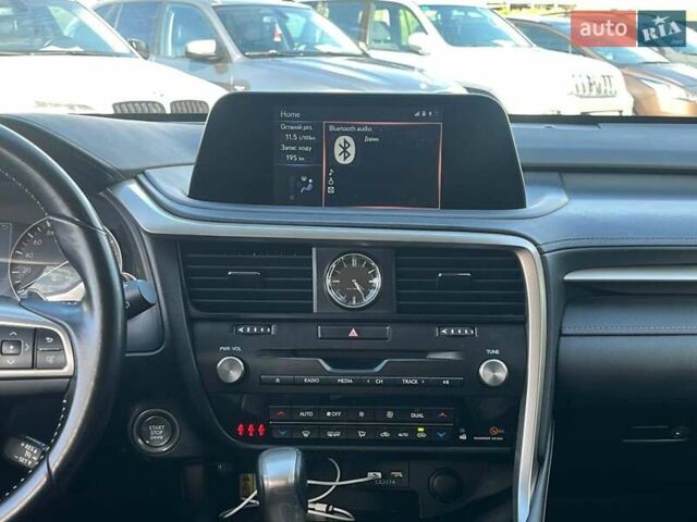 Лексус РХ 2021 в Львове на Automoto.ua Белый Лексус РХ, объемом двигателя 2 л и пробегом 104 тыс. км за 42290 $, фото 24 на Automoto.ua