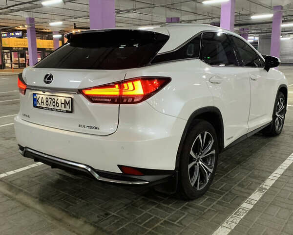 Белый Лексус РХ, объемом двигателя 3.46 л и пробегом 79 тыс. км за 53000 $, фото 5 на Automoto.ua