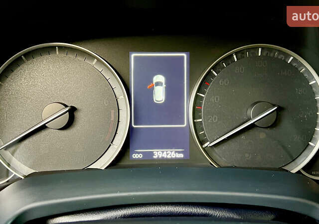 Белый Лексус РХ, объемом двигателя 3.46 л и пробегом 49 тыс. км за 57500 $, фото 39 на Automoto.ua