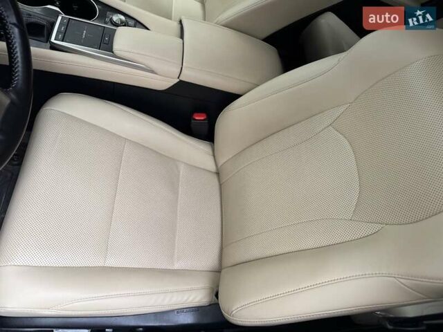 Білий Лексус РХ, об'ємом двигуна 2 л та пробігом 56 тис. км за 46700 $, фото 9 на Automoto.ua
