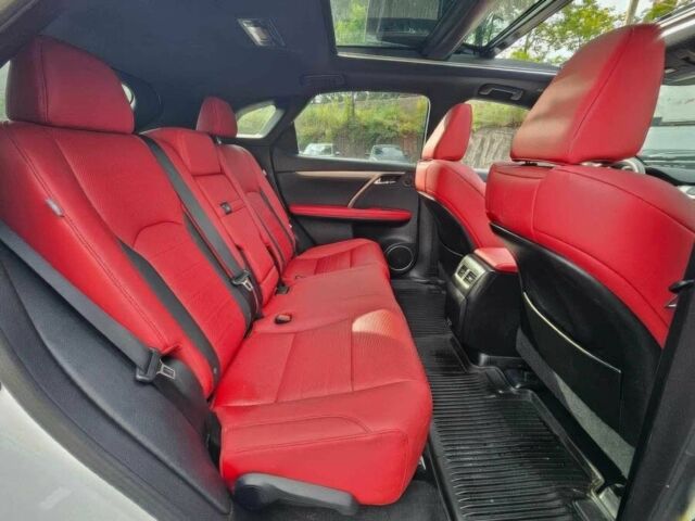Белый Лексус РХ, объемом двигателя 3.5 л и пробегом 18 тыс. км за 39000 $, фото 12 на Automoto.ua