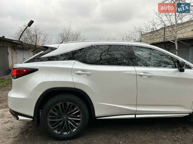 Белый Лексус РХ, объемом двигателя 2 л и пробегом 27 тыс. км за 55000 $, фото 3 на Automoto.ua