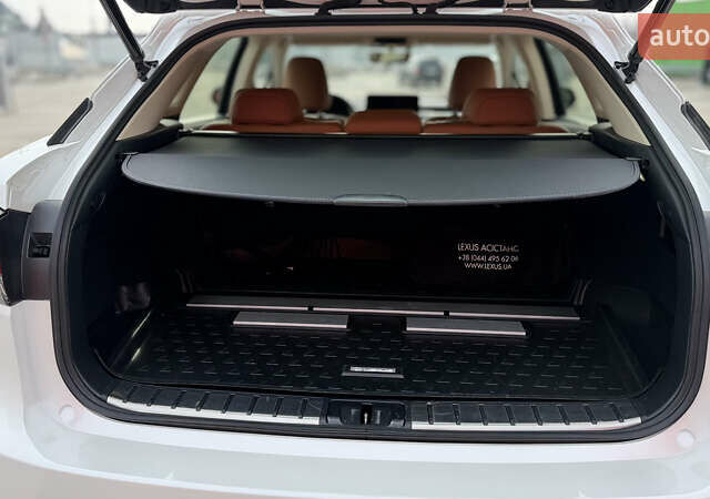 Білий Лексус РХ, об'ємом двигуна 3.46 л та пробігом 42 тис. км за 56000 $, фото 54 на Automoto.ua