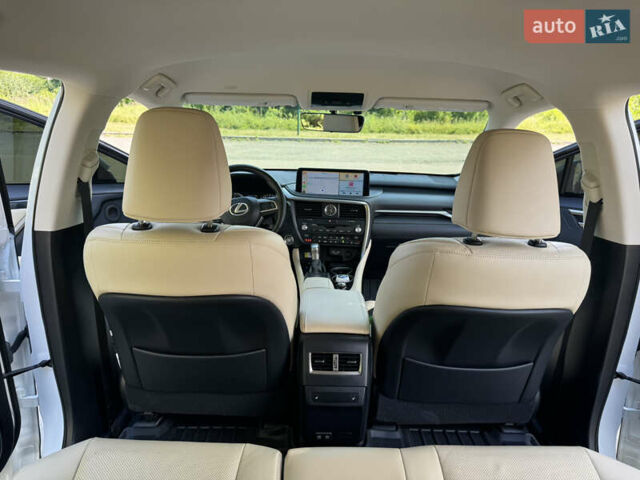 Білий Лексус РХ, об'ємом двигуна 3.46 л та пробігом 24 тис. км за 59500 $, фото 22 на Automoto.ua