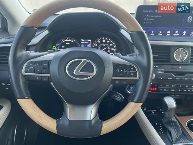 Белый Лексус РХ, объемом двигателя 3.5 л и пробегом 28 тыс. км за 56000 $, фото 21 на Automoto.ua