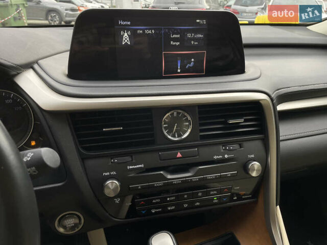 Белый Лексус РХ, объемом двигателя 3.46 л и пробегом 35 тыс. км за 41500 $, фото 18 на Automoto.ua