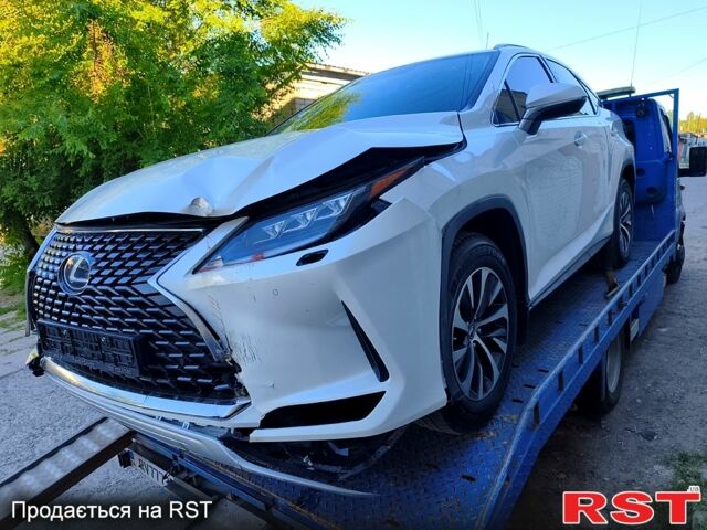 Білий Лексус РХ, об'ємом двигуна 2 л та пробігом 30 тис. км за 33500 $, фото 6 на Automoto.ua