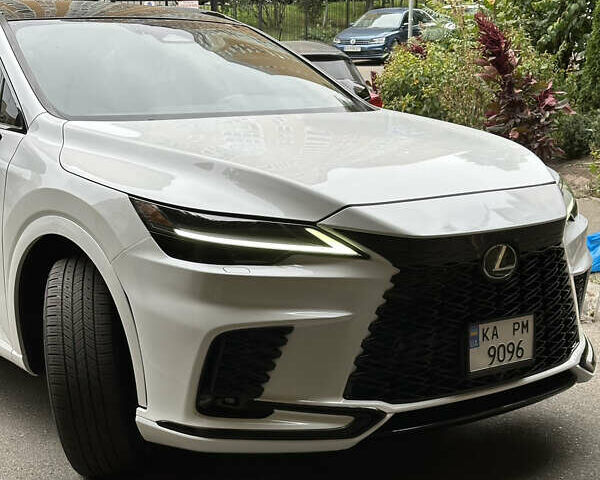 Білий Лексус РХ, об'ємом двигуна 2.4 л та пробігом 53 тис. км за 63500 $, фото 30 на Automoto.ua