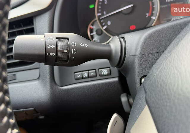 Білий Лексус РХ, об'ємом двигуна 3.46 л та пробігом 42 тис. км за 56000 $, фото 50 на Automoto.ua