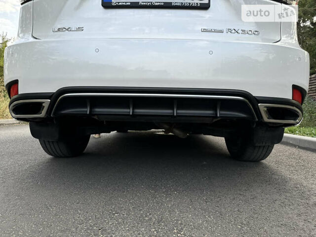 Белый Лексус РХ, объемом двигателя 2 л и пробегом 6 тыс. км за 57500 $, фото 72 на Automoto.ua