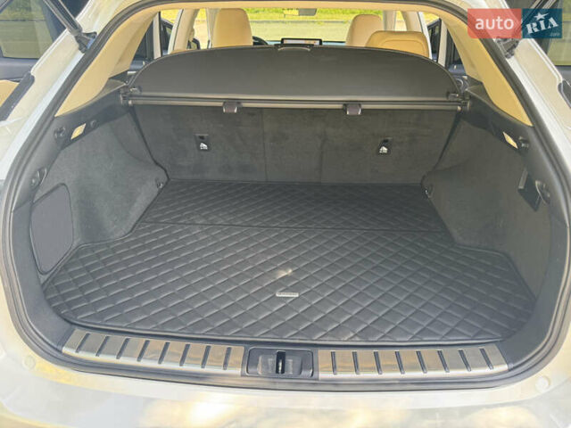 Белый Лексус РХ, объемом двигателя 3.46 л и пробегом 30 тыс. км за 58000 $, фото 23 на Automoto.ua