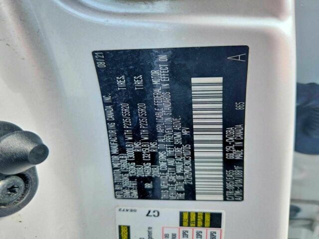 Белый Лексус РХ, объемом двигателя 3.5 л и пробегом 65 тыс. км за 18000 $, фото 1 на Automoto.ua