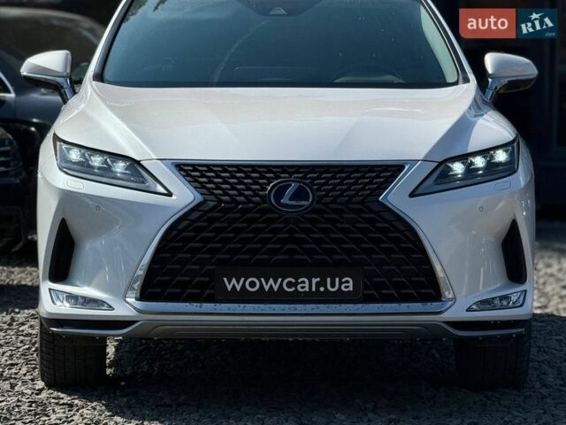 Белый Лексус РХ, объемом двигателя 3.5 л и пробегом 63 тыс. км за 58500 $, фото 4 на Automoto.ua