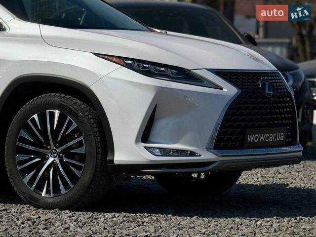 Белый Лексус РХ, объемом двигателя 3.5 л и пробегом 63 тыс. км за 58500 $, фото 12 на Automoto.ua