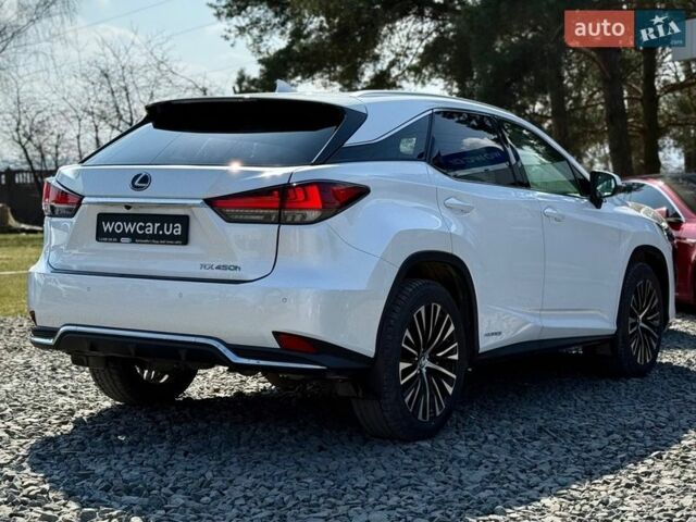 Белый Лексус РХ, объемом двигателя 3.5 л и пробегом 63 тыс. км за 58500 $, фото 3 на Automoto.ua