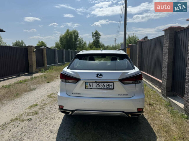 Белый Лексус РХ, объемом двигателя 2 л и пробегом 22 тыс. км за 56000 $, фото 1 на Automoto.ua