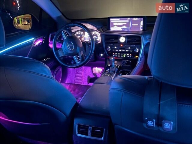 Белый Лексус РХ, объемом двигателя 3.5 л и пробегом 36 тыс. км за 61000 $, фото 1 на Automoto.ua