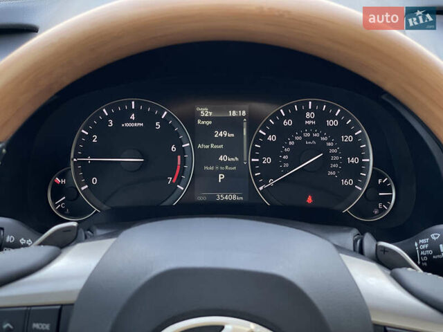 Білий Лексус РХ, об'ємом двигуна 3.46 л та пробігом 36 тис. км за 40700 $, фото 18 на Automoto.ua