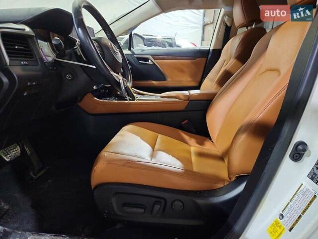Белый Лексус РХ, объемом двигателя 0 л и пробегом 46 тыс. км за 13500 $, фото 6 на Automoto.ua