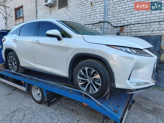 Білий Лексус РХ, об'ємом двигуна 2 л та пробігом 30 тис. км за 28500 $, фото 2 на Automoto.ua