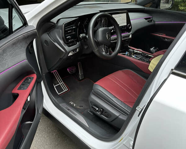 Белый Лексус РХ, объемом двигателя 2.4 л и пробегом 53 тыс. км за 63500 $, фото 34 на Automoto.ua