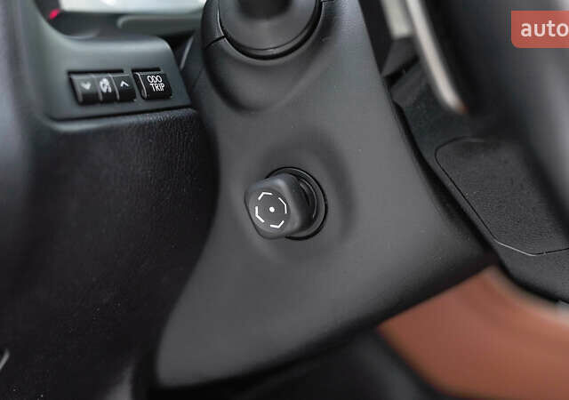 Білий Лексус РХ, об'ємом двигуна 2 л та пробігом 33 тис. км за 48299 $, фото 19 на Automoto.ua