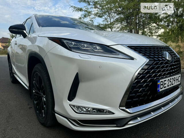 Белый Лексус РХ, объемом двигателя 2 л и пробегом 6 тыс. км за 57500 $, фото 6 на Automoto.ua