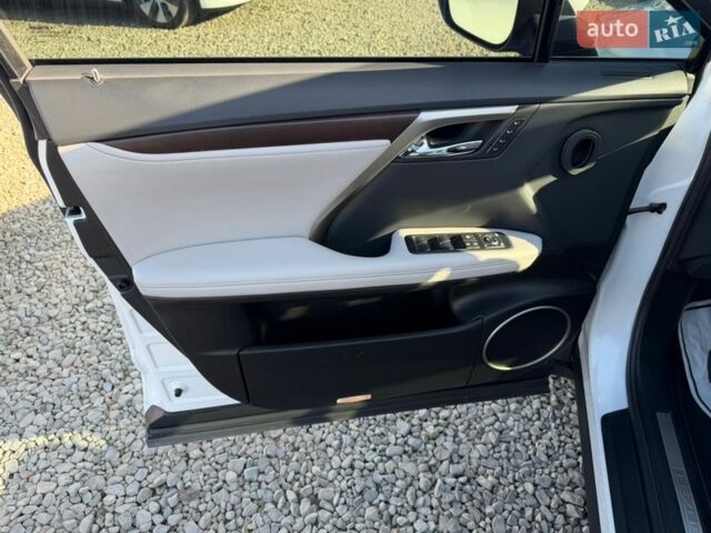 Білий Лексус РХ, об'ємом двигуна 3.5 л та пробігом 41 тис. км за 46500 $, фото 20 на Automoto.ua