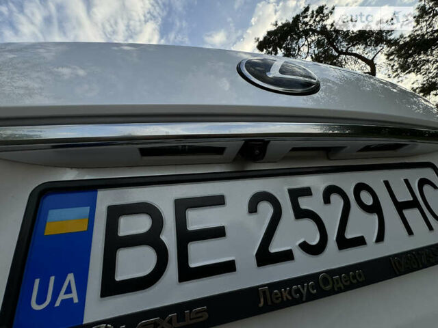 Белый Лексус РХ, объемом двигателя 2 л и пробегом 6 тыс. км за 57500 $, фото 53 на Automoto.ua