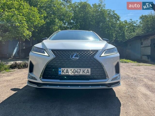 Белый Лексус РХ, объемом двигателя 2 л и пробегом 27 тыс. км за 56000 $, фото 12 на Automoto.ua